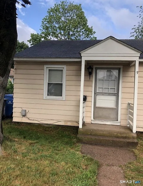 9 Hathaway Lane - Photo 1