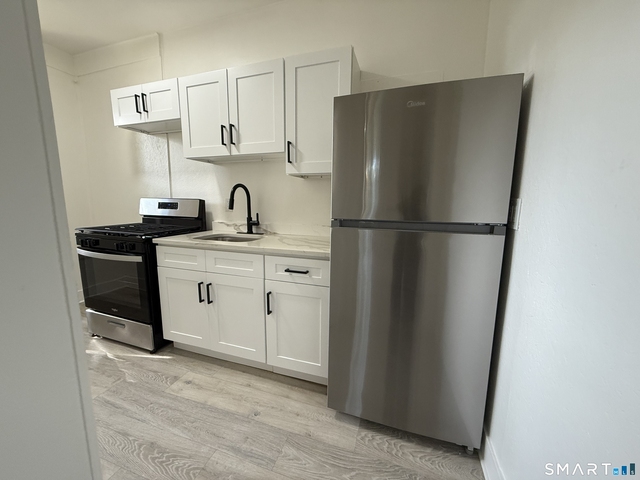 44 Franklin Street - Photo 1