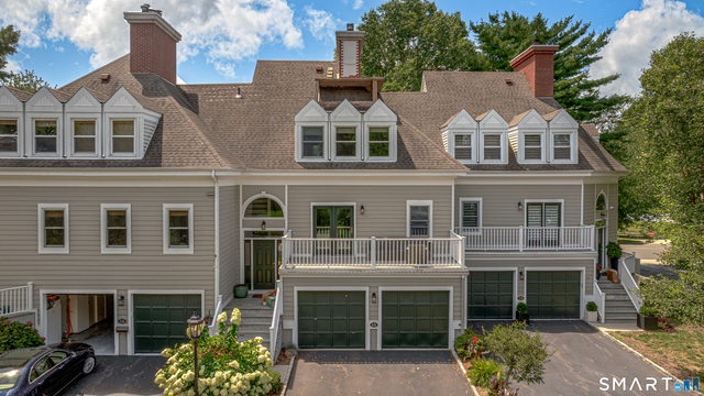 450 Center Street - Photo 1
