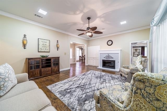 3305 Eisenhower Lane - Photo 1