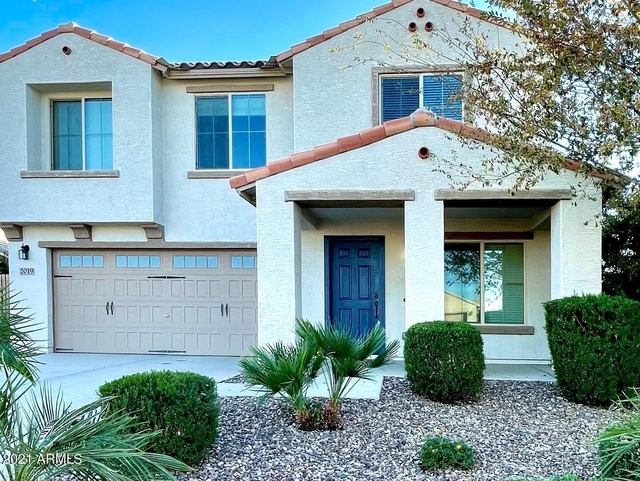 2019 E Lindrick Drive - Photo 1