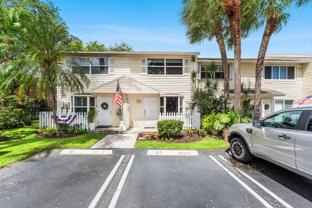 2503 Ne 15th Street - Photo 1