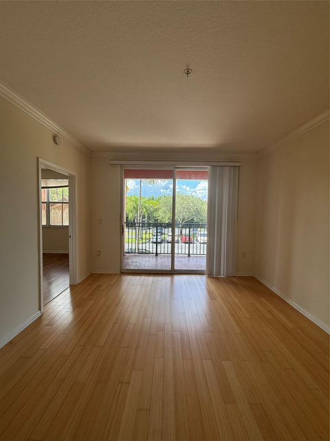 4404 Sw 160th Avenue - Photo 1