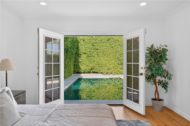 520 N Citrus Avenue - Photo 1