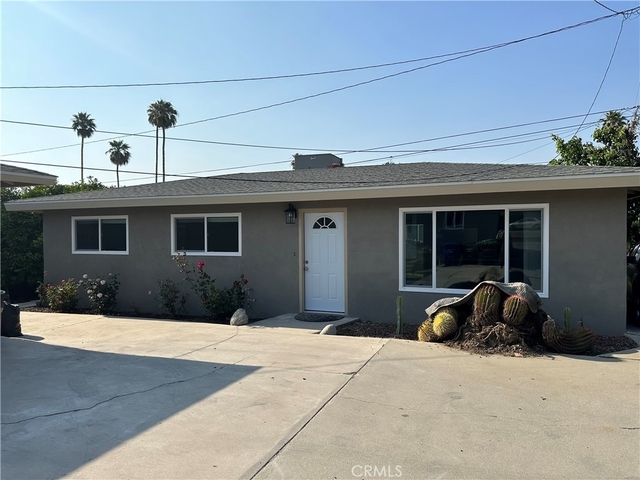 24450 University Avenue - Photo 1