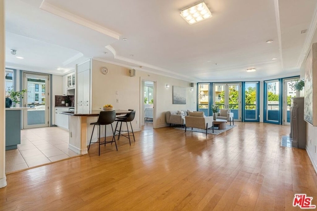 1645 Malcolm Avenue - Photo 1