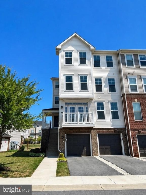 5845 Bella Marie Way - Photo 1
