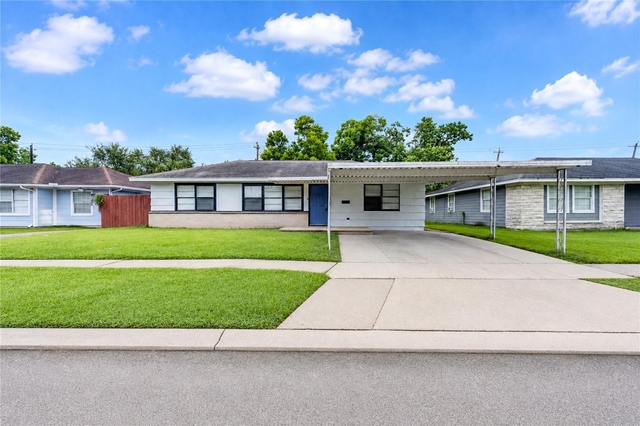 1206 Gary Avenue - Photo 1