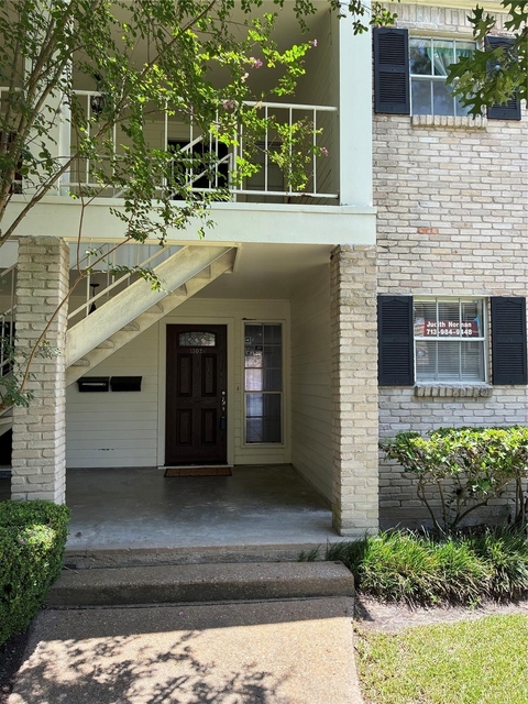 13026 Trail Hollow Drive - Photo 1