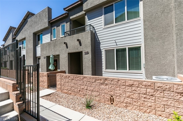 1535 Maria Crossing Avenue - Photo 1