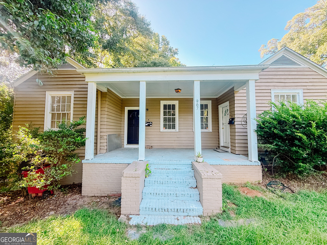 967 Glenridge Drive - Photo 1