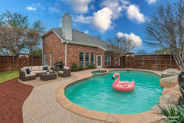 101 Fontana Court - Photo 1