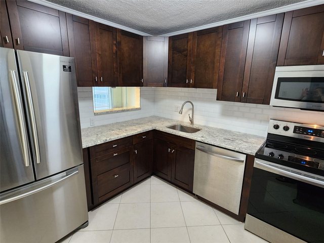 4700 Washington Street - Photo 1