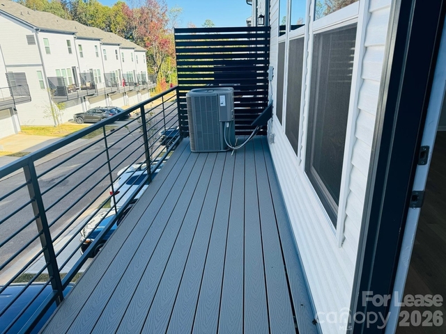 1412 Blanche Street - Photo 1