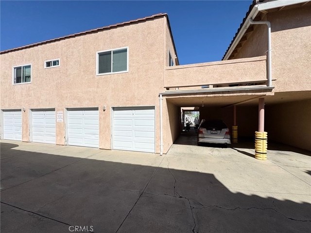 17511 Newland - Photo 1