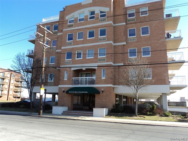 780 W Broadway - Photo 1