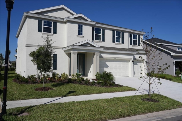 5450 Wayfarer Avenue - Photo 1