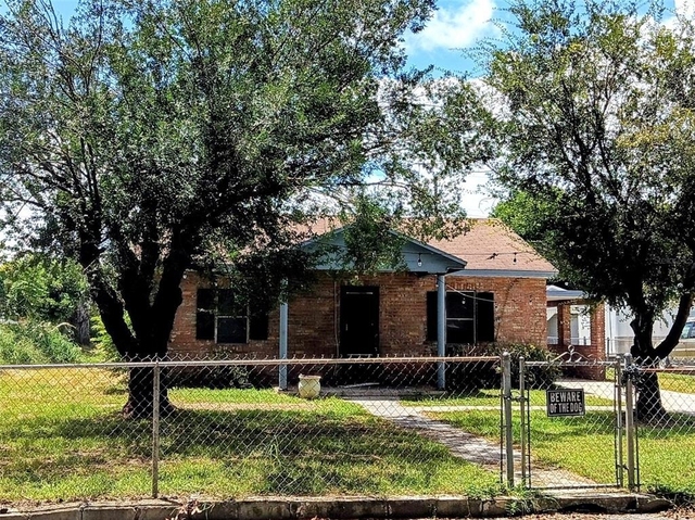 110 Orange Avenue - Photo 1