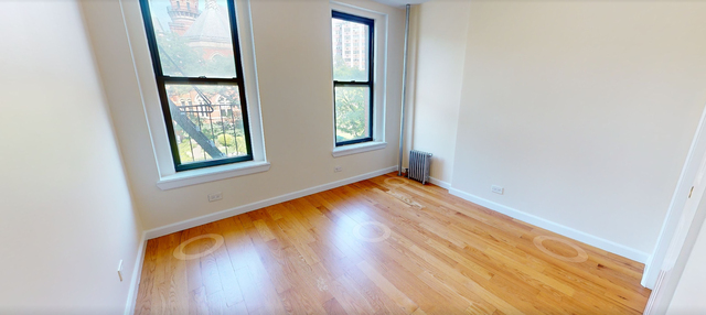 17 Greenwich Avenue - Photo 1