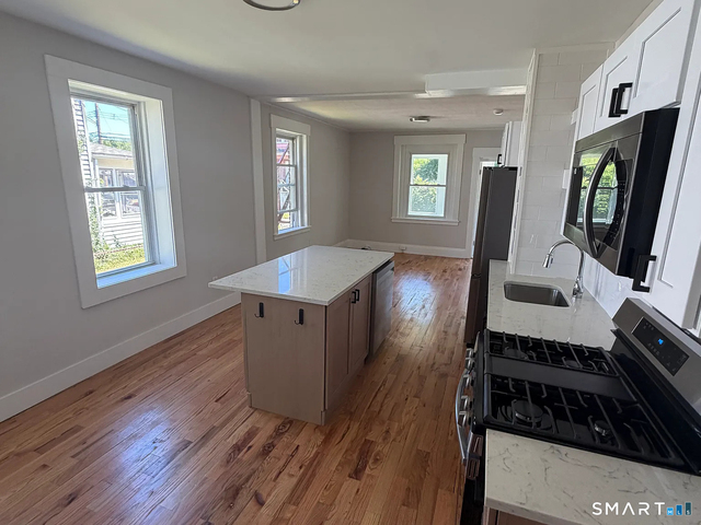 1 Webb Street - Photo 1