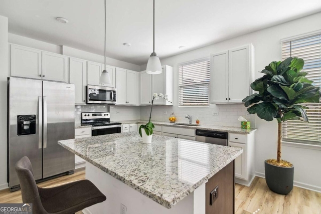 1513 Salinger Court - Photo 1