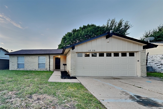 1558 Town Bluff Street - Photo 1