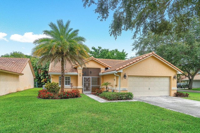 3703 S Lancewood Place - Photo 1