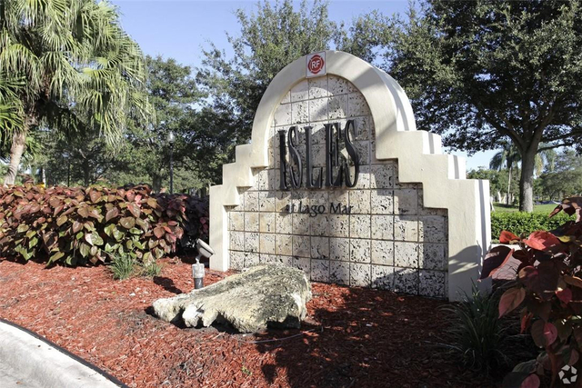 12730 Vista Isles Drive - Photo 1