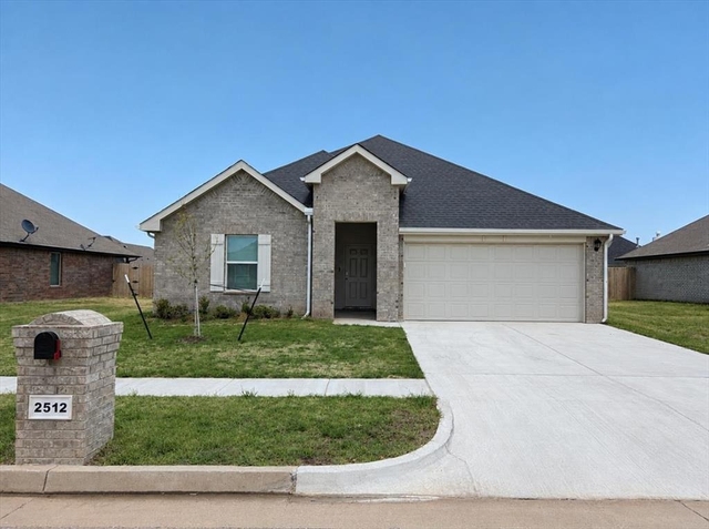 2512 Kathleens Crossing - Photo 1