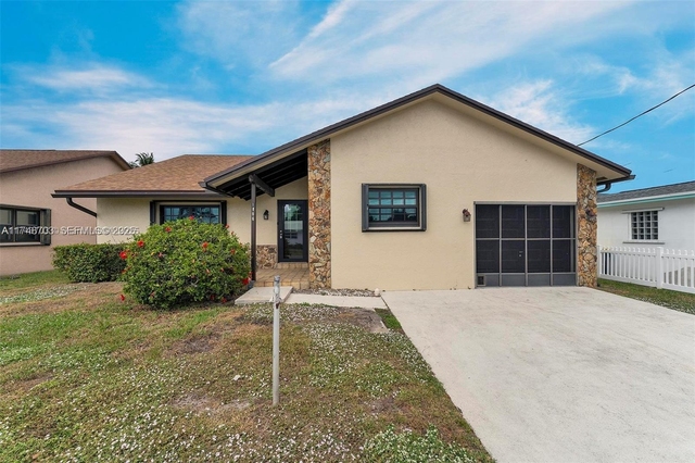 1406 Nw 8th Street - Photo 1