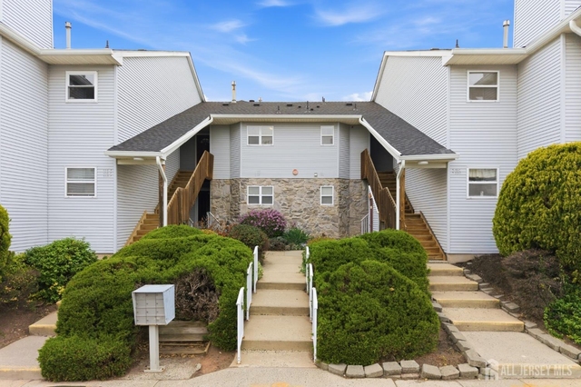194 Bexley Lane - Photo 1