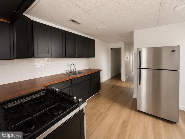 2115 W Ontario Street - Photo 1