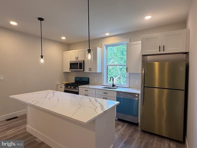 132 Yale Avenue - Photo 1