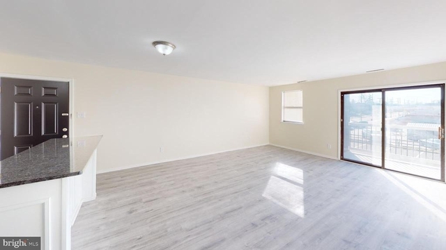 300 Broadway - Photo 1