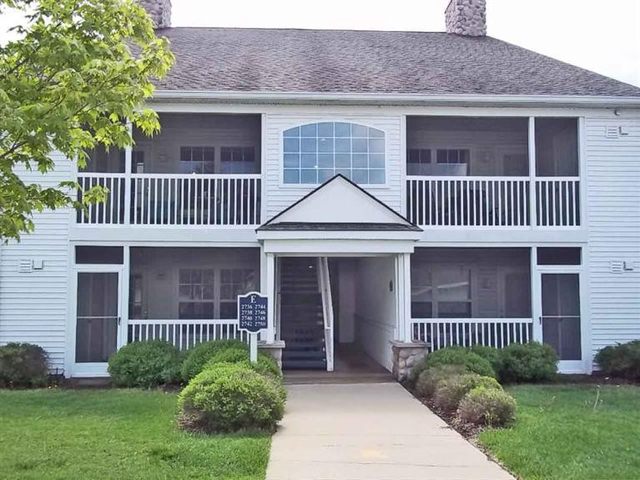2736 S Knightsbridge Circle - Photo 1