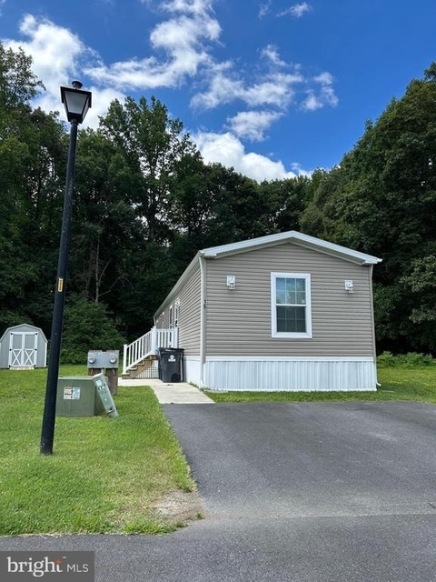 16 Loxley Lane - Photo 1