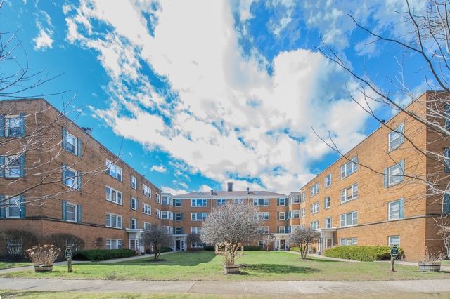 524 Michigan Avenue - Photo 1