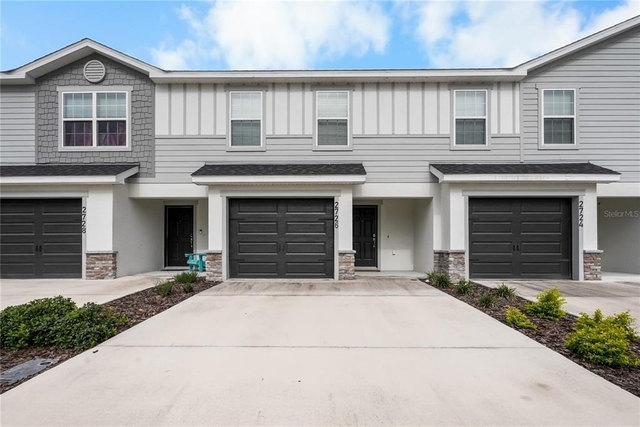 2726 Idyll Lakes Circle - Photo 1