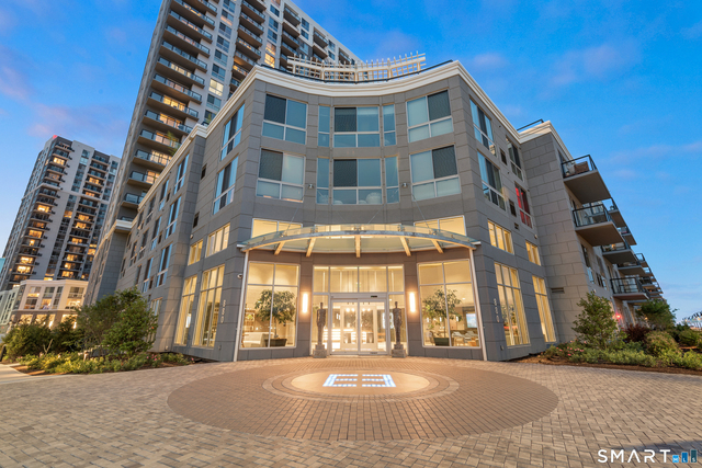 880 Pacific Street - Photo 1
