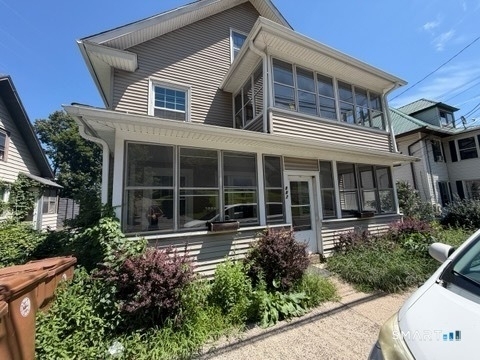 887 Howe Avenue - Photo 1