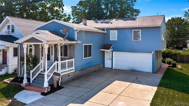114 Flohr Avenue - Photo 1