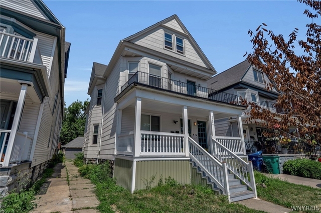 2206 Main Street - Photo 1