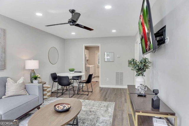 1744 Spring Road - Photo 1