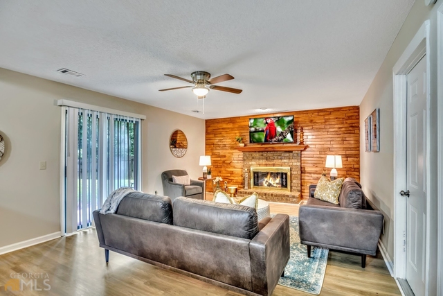 2025 Winsburg Drive Nw - Photo 1