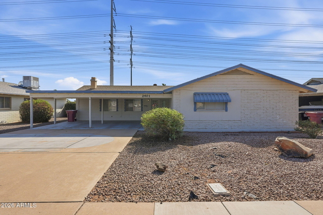 2401 N 66th Street - Photo 1