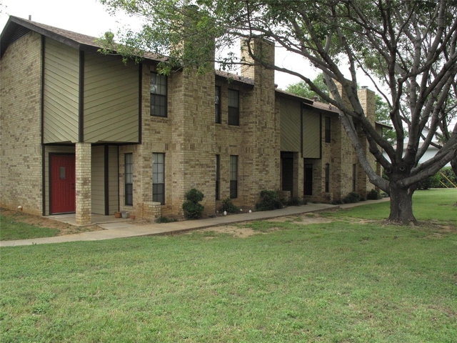 900 Kilkenny Court - Photo 1
