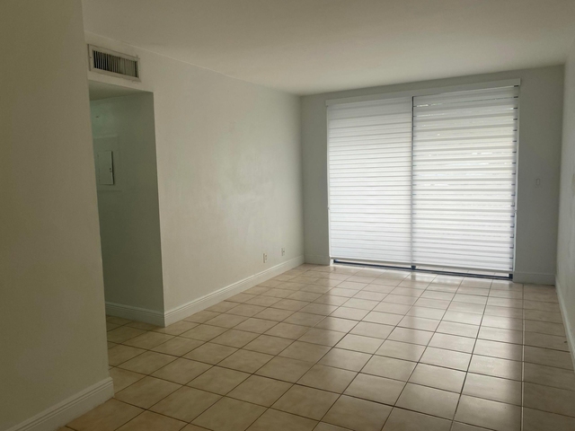 8185 Nw 7th Street - Photo 1