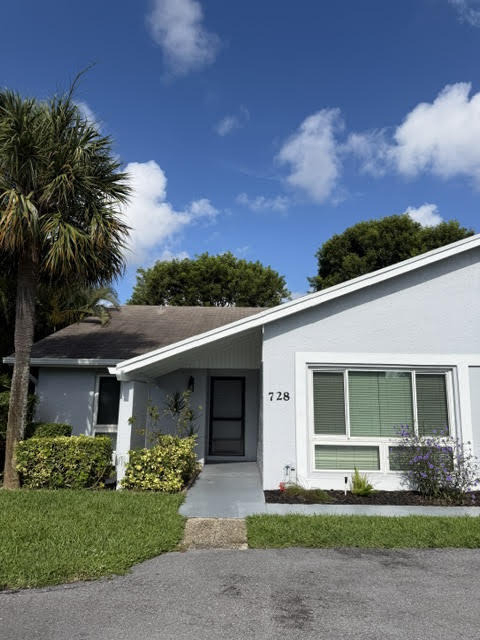 728 Lago Road - Photo 1
