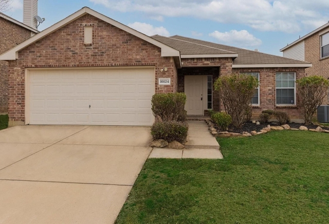 10124 Pear Street - Photo 1