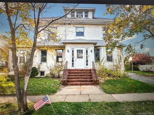 42 Vernon Avenue - Photo 1